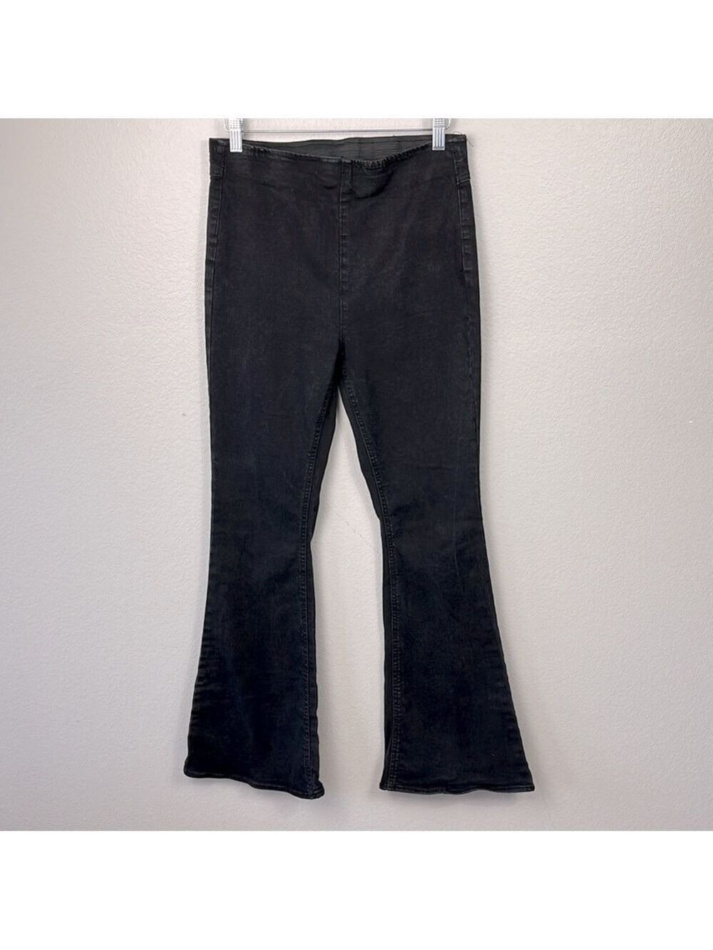 High-Rise Pull-On Skinny Flare Stretch Jeans Black 30